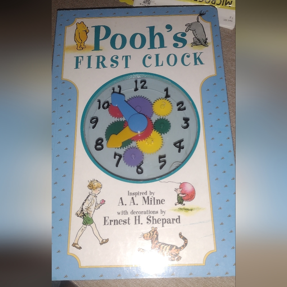 pooh clock book